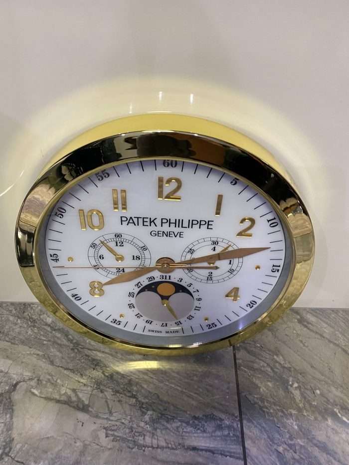 PATEK PHILIPPE Clock | Yellow gold bezel and White face 