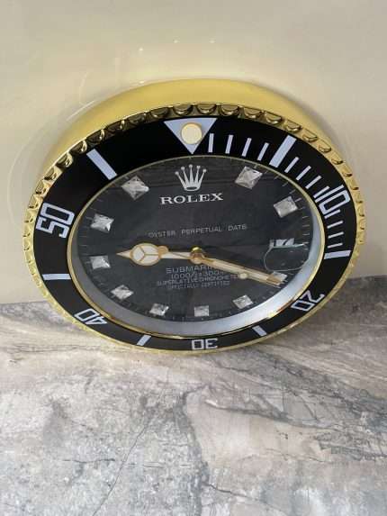 Luxurious wall clock SUBMARNER in black bezel with black face