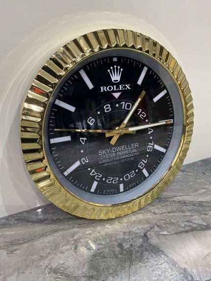 Luxurious stainless steel with yellow gold bezel – black face with white dial