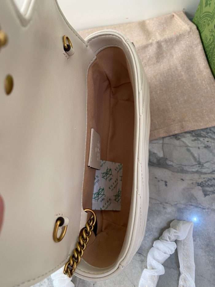 LUXURIOUS LADYS BAG IN GUCCI