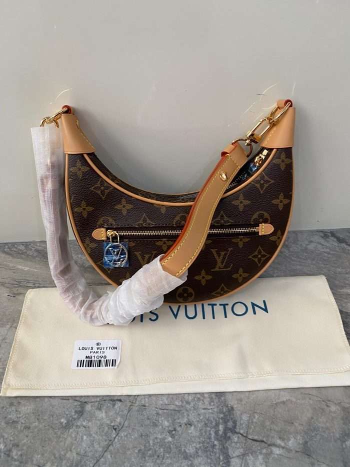 LUXURIOUS LADYS HAND BAG IN LOUIS VUITTON
